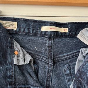 Levi’s wedgie jeans intergalactic speckle size 27